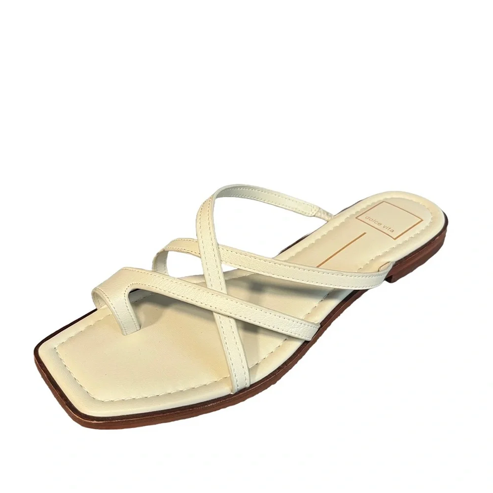 NEW Dolce Vita Strappy Toe Loop Ivory Slide Flat Leather Sandal 9.5 Bone Cream - Picture 1 of 6